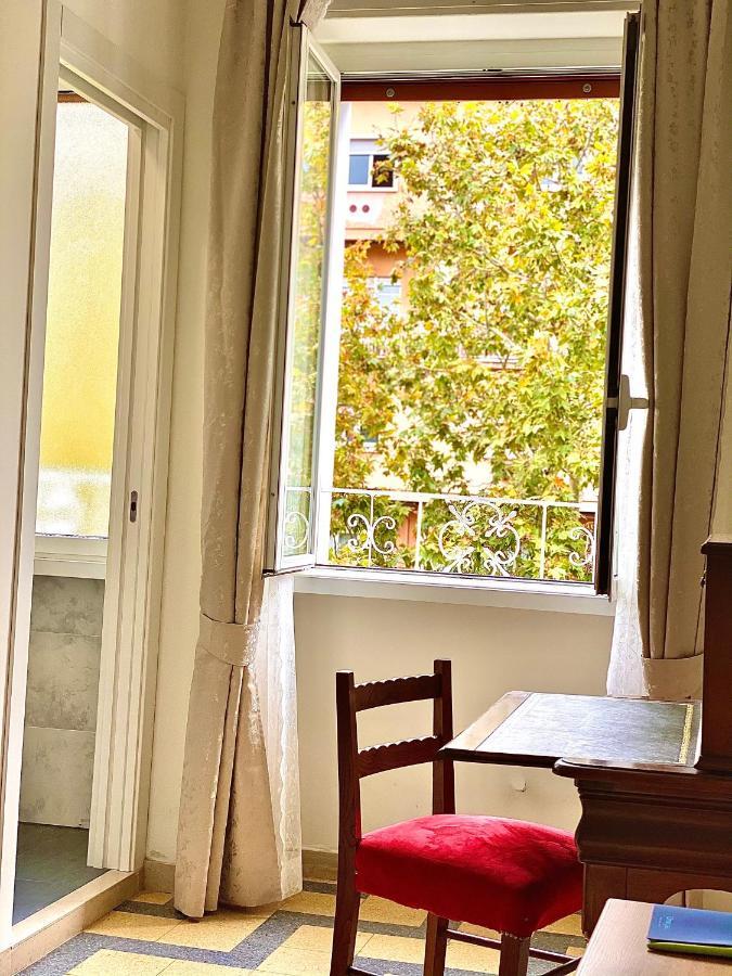 Domus Delphi Apartment Рим Екстериор снимка