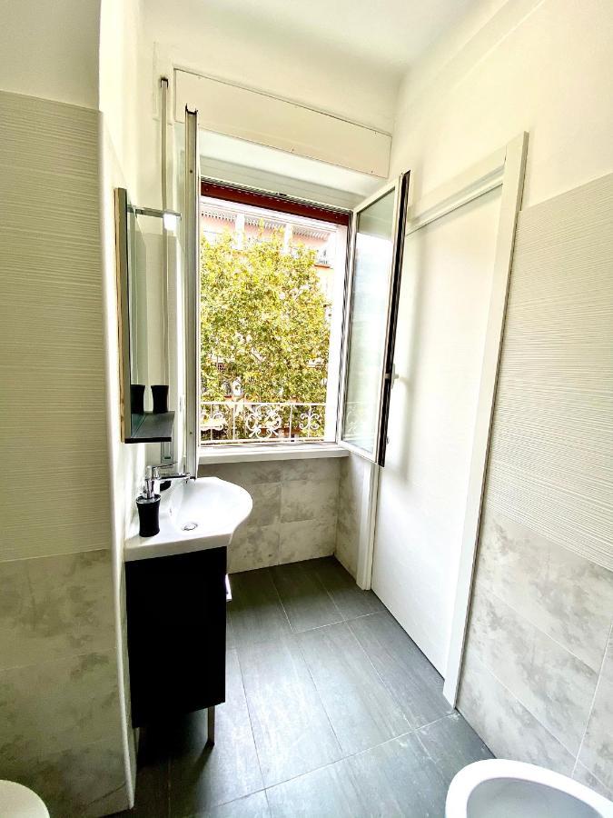 Domus Delphi Apartment Рим Екстериор снимка